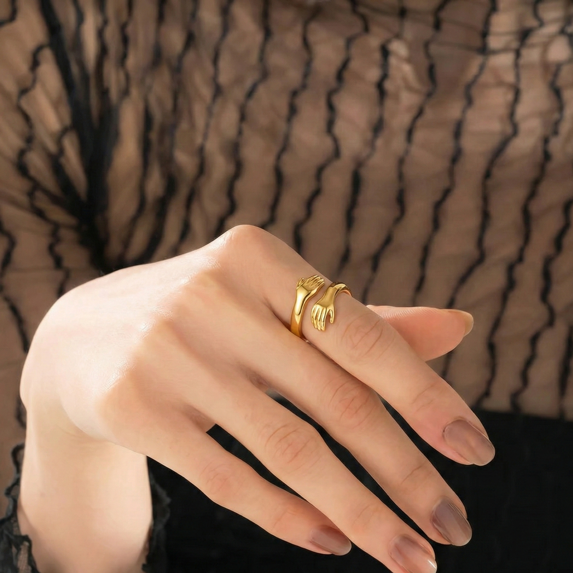 Anillo Abrazo Eterno