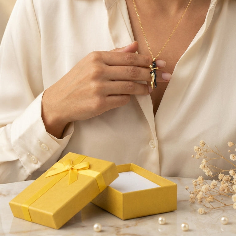 Collar Abrazo Eterno + CAJA